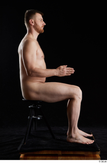 Victor  1 nude sitting whole body 0013.jpg